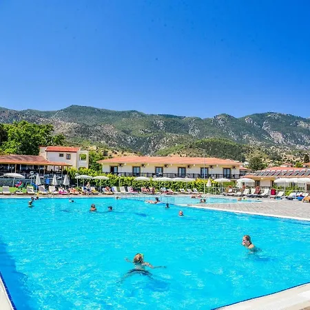 Riverside & Sunas Beach Club 4* Karavas (Northern Cyprus)