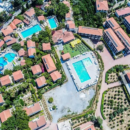 Отель Riverside & Sunas Beach Club