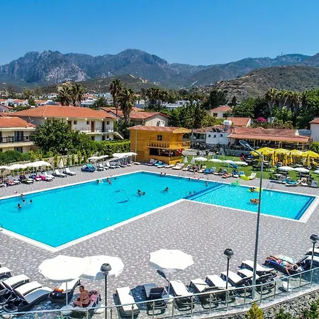 Riverside & Sunas Beach Club Otel 4*